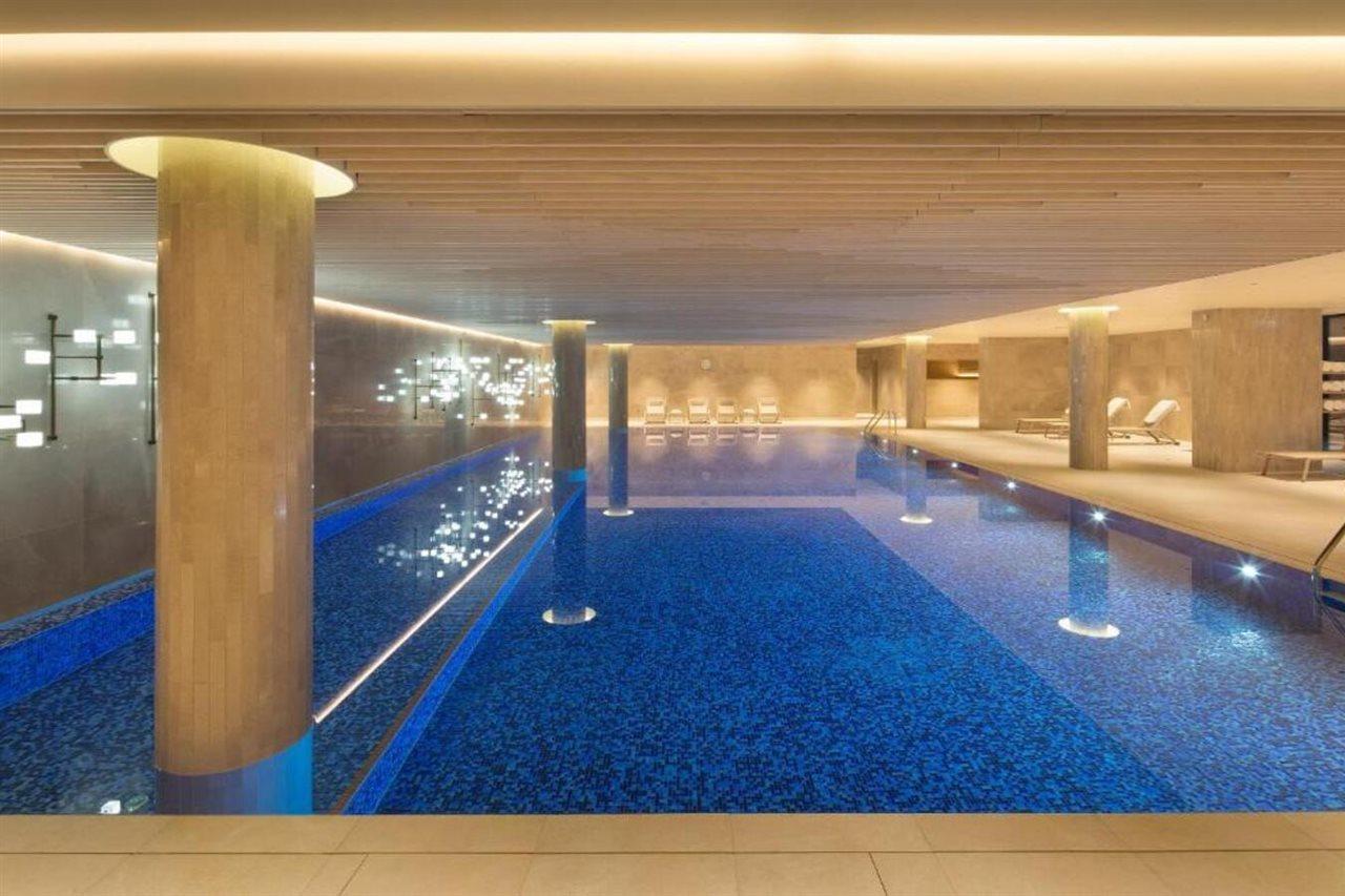 Tangla Hotel Brussels Kraainem Exterior photo The swimming pool at The Dorchester